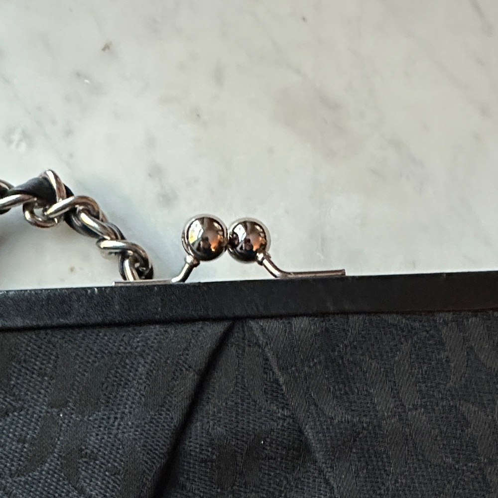Vintage Fossil Black Chain Kiss Lock Coin Purse Clutch - Picture 4 of 4